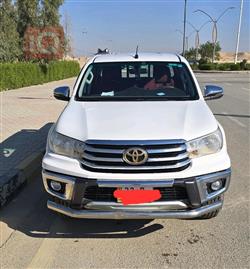 تويوتا هايلوكس